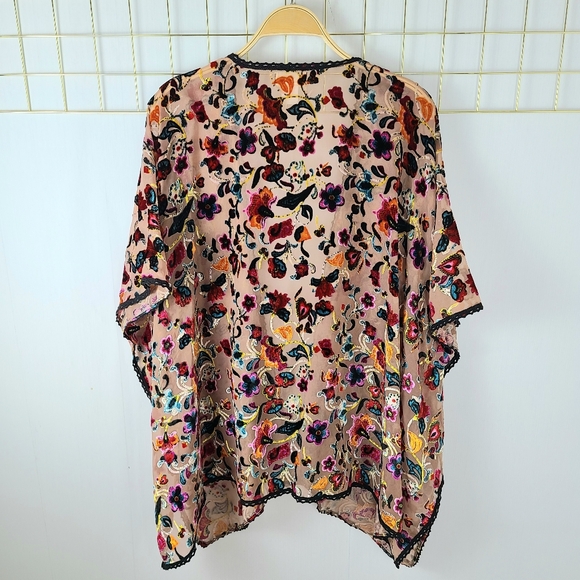 Natural Life Burnout Velvet Floral Print Kimono - Picture 3 of 9